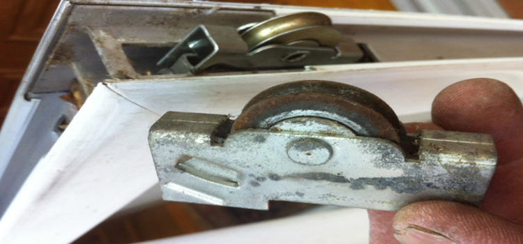 screen door roller repair in Pinole